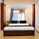 Spot On Jahanvi Guest House